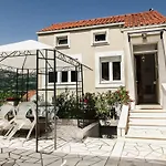 Bella Vista شقة